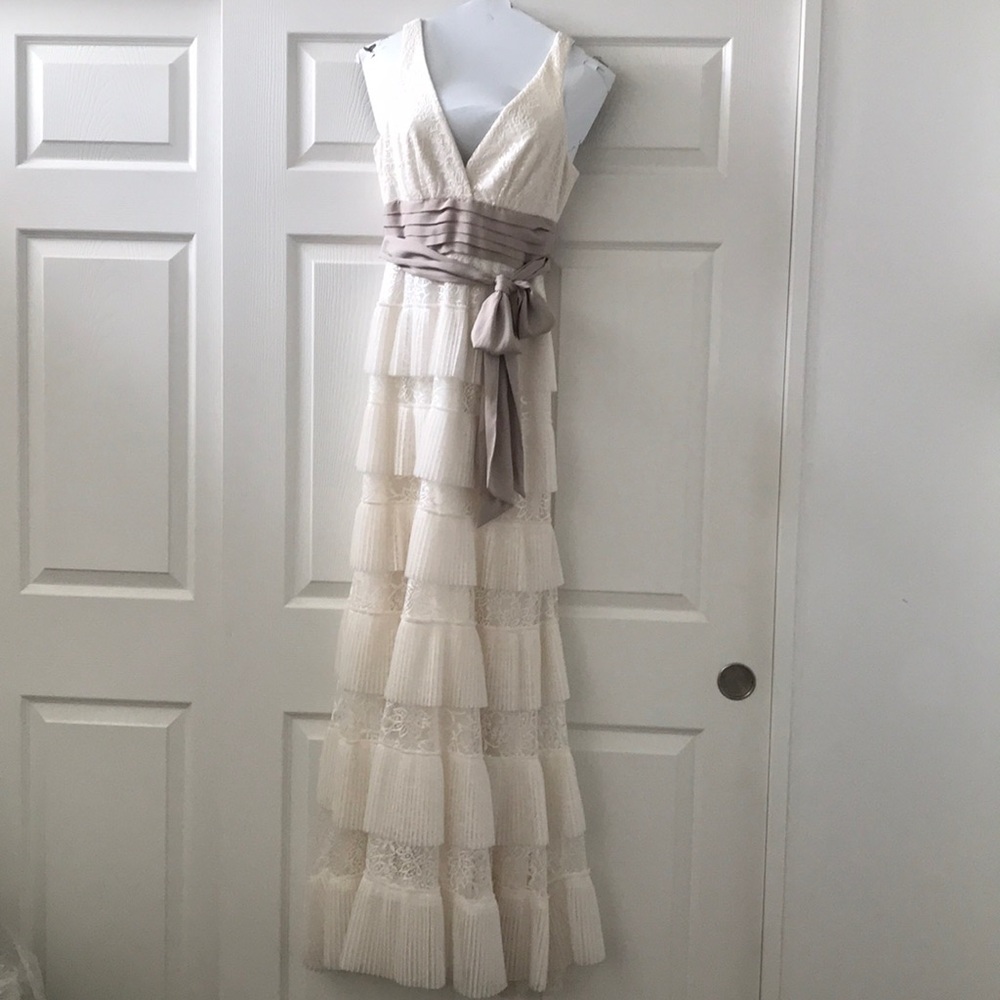 BCBG Max Azria cream ruffle prom/formal dress